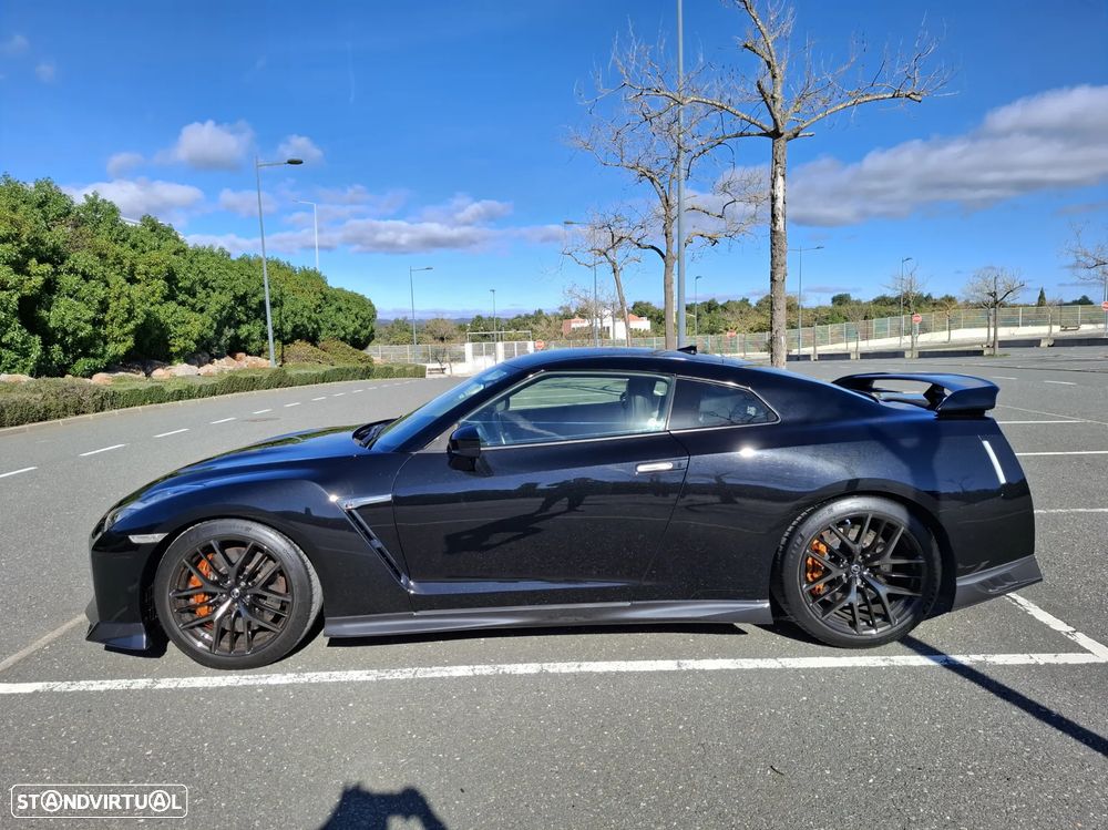 Nissan GT-R 3.8 V6 Black Edition - 3