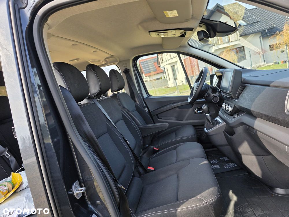 Renault Trafic Grand 2.0 dCi EDC - 14