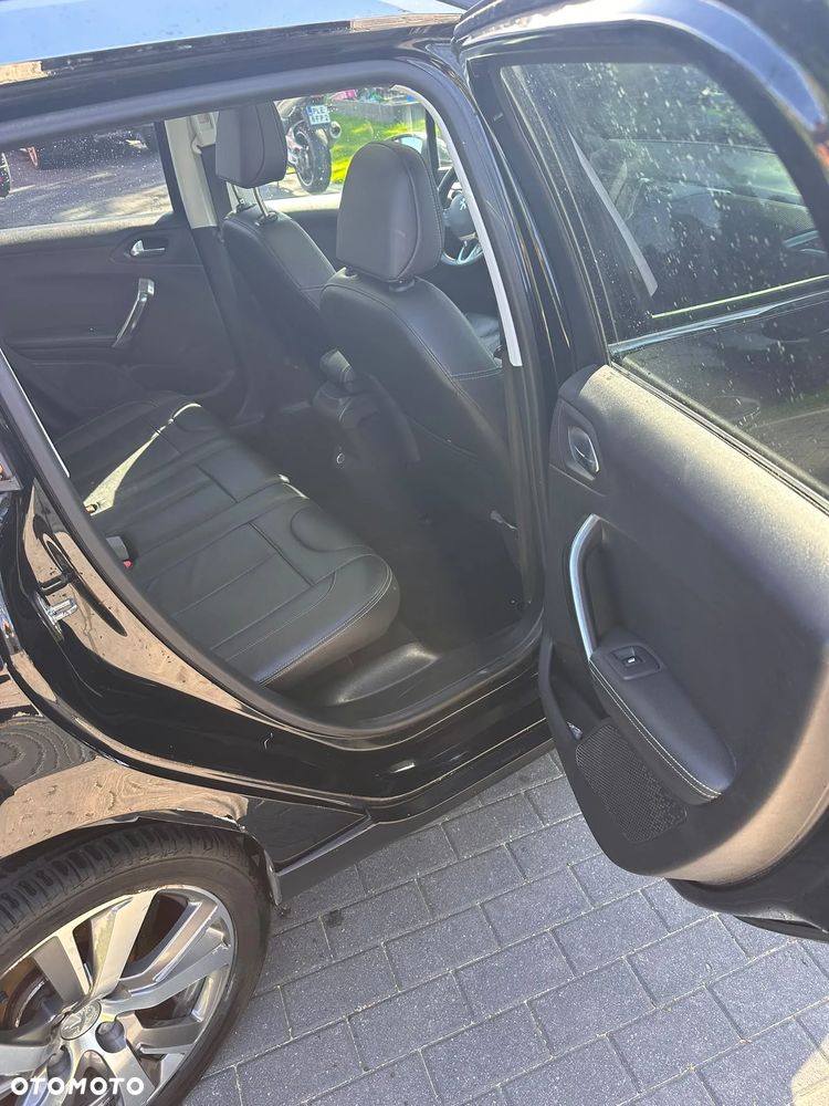 Peugeot 2008 PureTech 110 GPF Stop&Start EAT6 Allure - 4