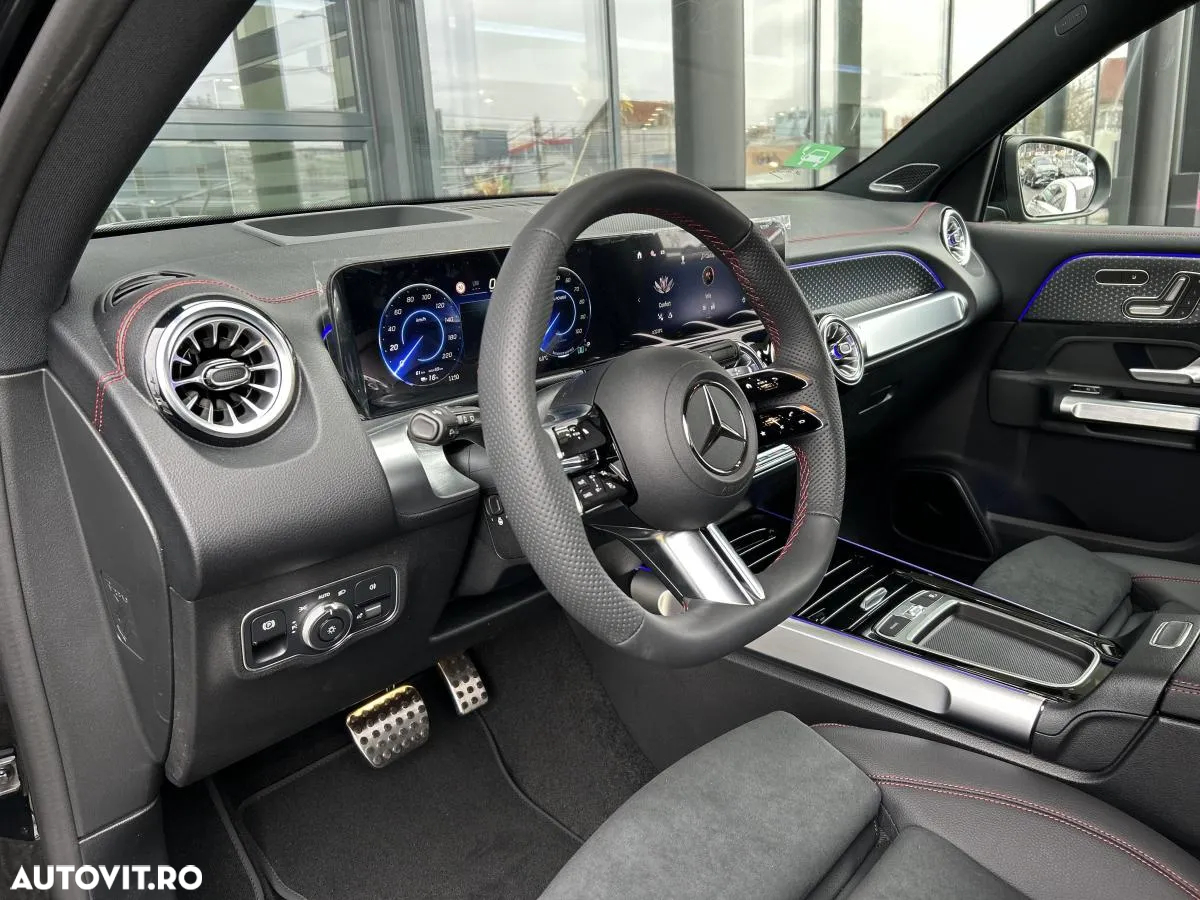 Mercedes-Benz EQB 300 4MATIC - 9