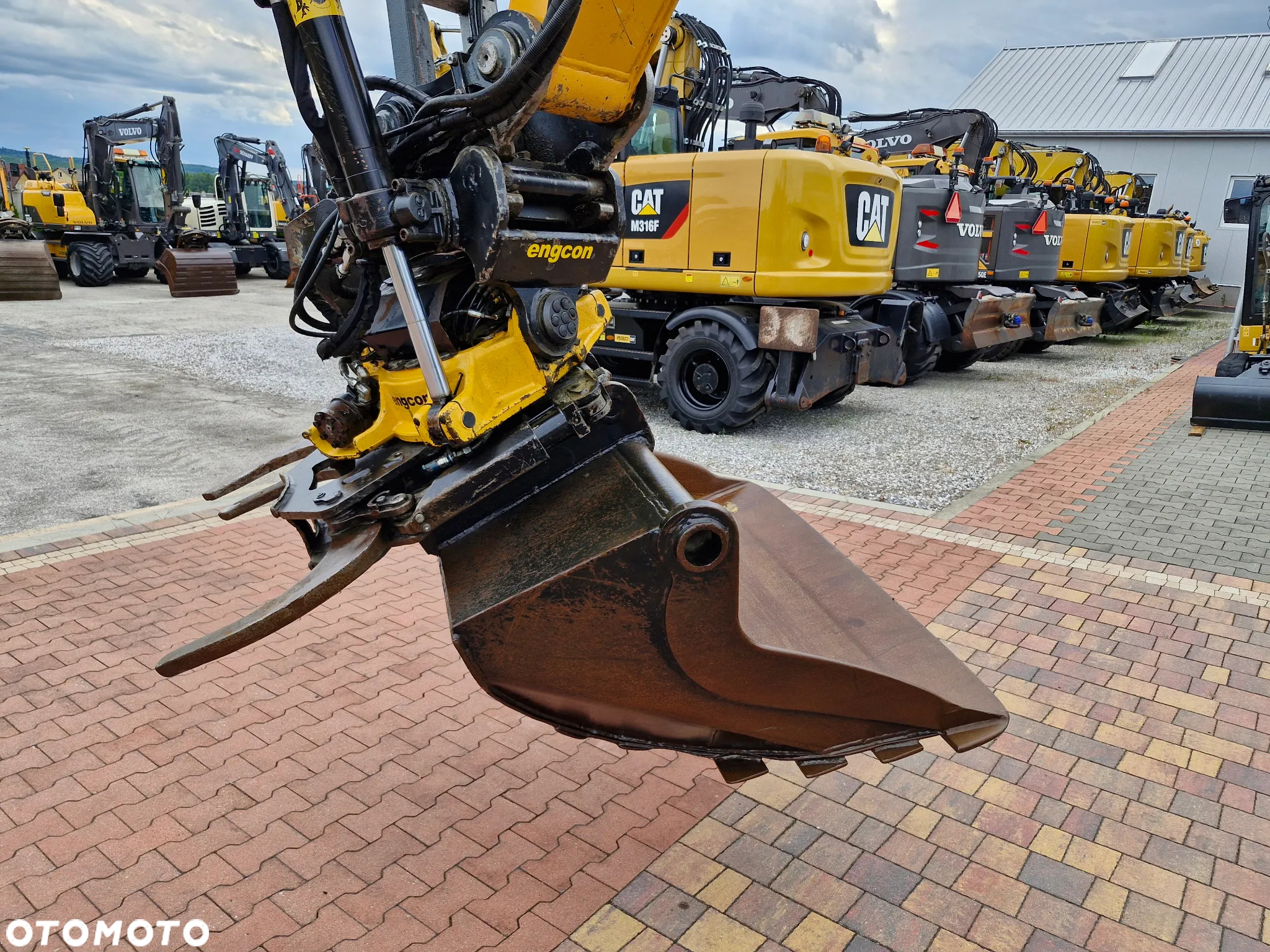 Liebherr A 916 - 25