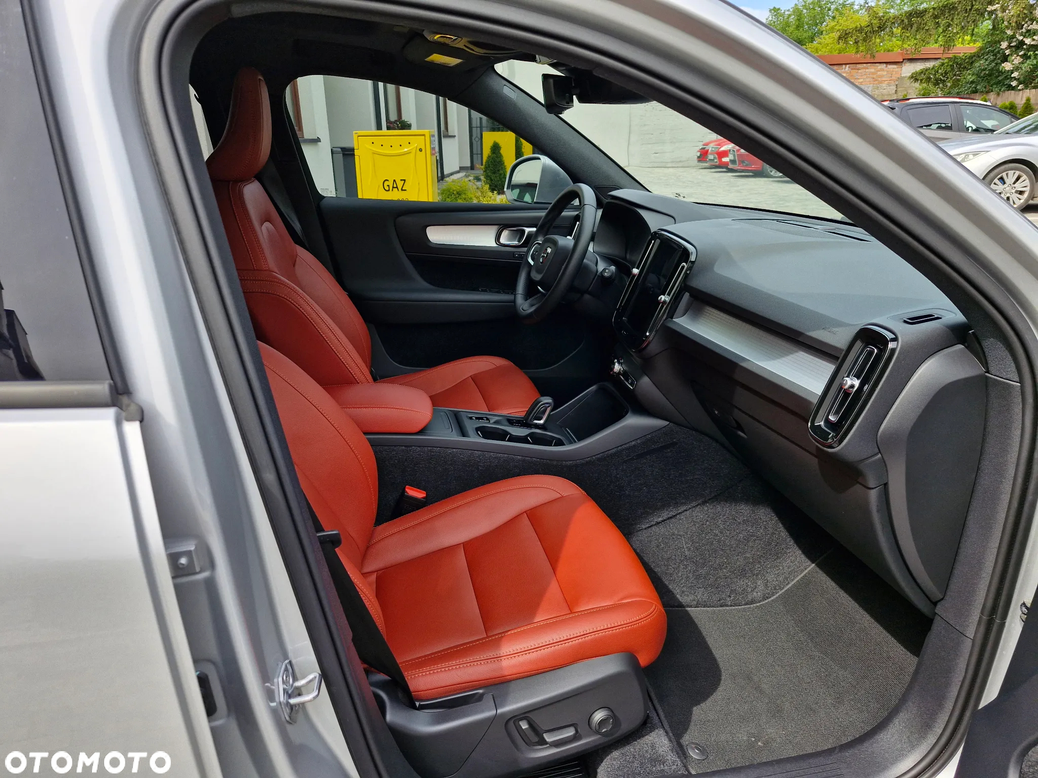 Volvo XC 40 T5 AWD Momentum Pro - 20