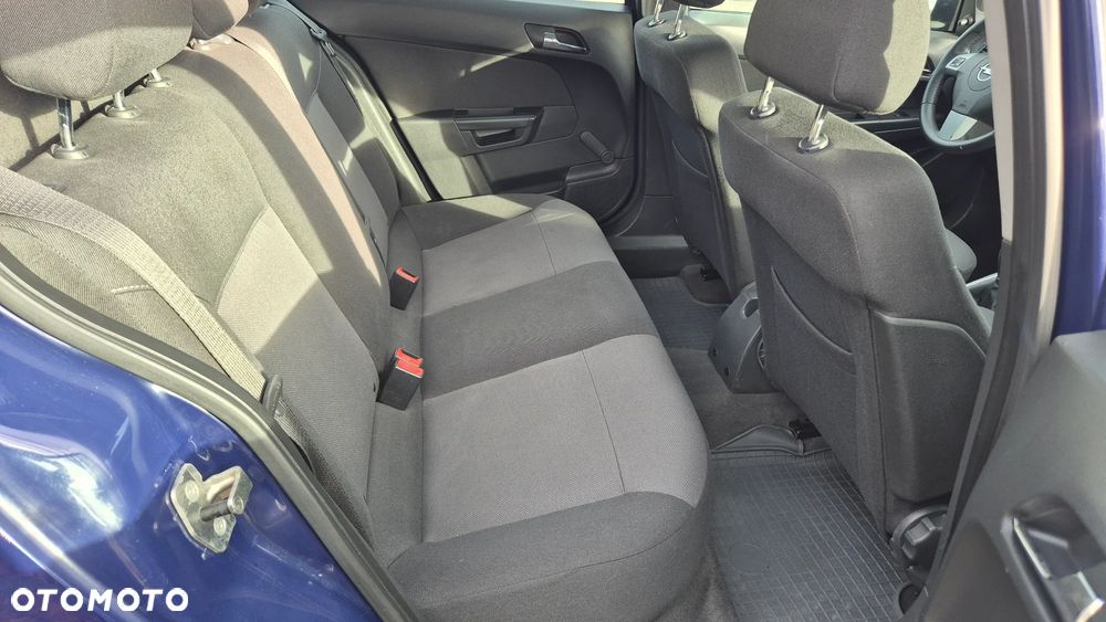Opel Astra III 1.4 Essentia - 13