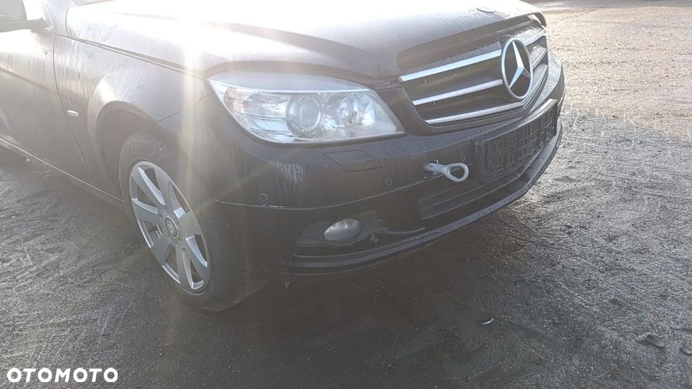 35535 mercedes w204 2010r 2.2 CDI 651.911 170 km na części skrzynia 722646 lakier 197 - 22