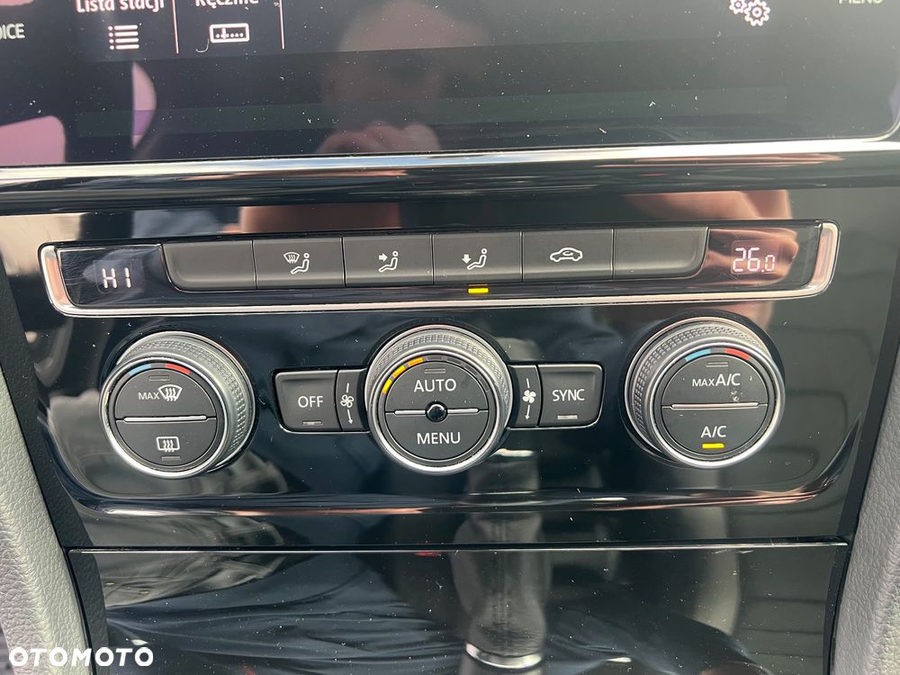 Volkswagen Golf 2.0 BlueTDI 4Motion Comfortline - 16