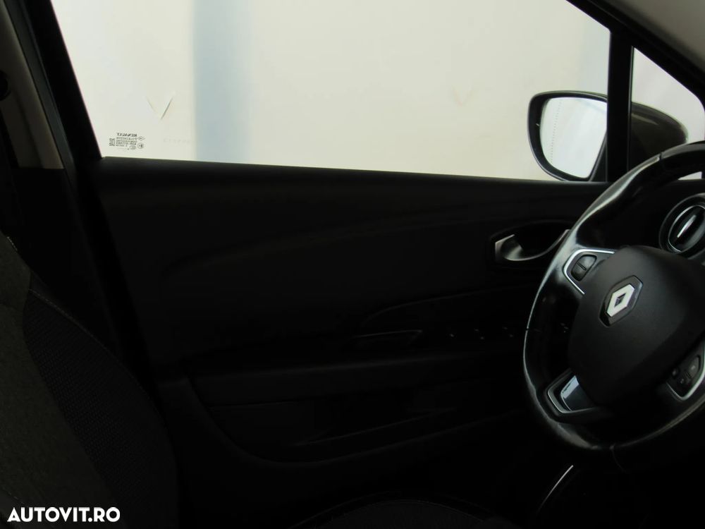 Renault Captur ENERGY TCe 120 EDC Intens - 24