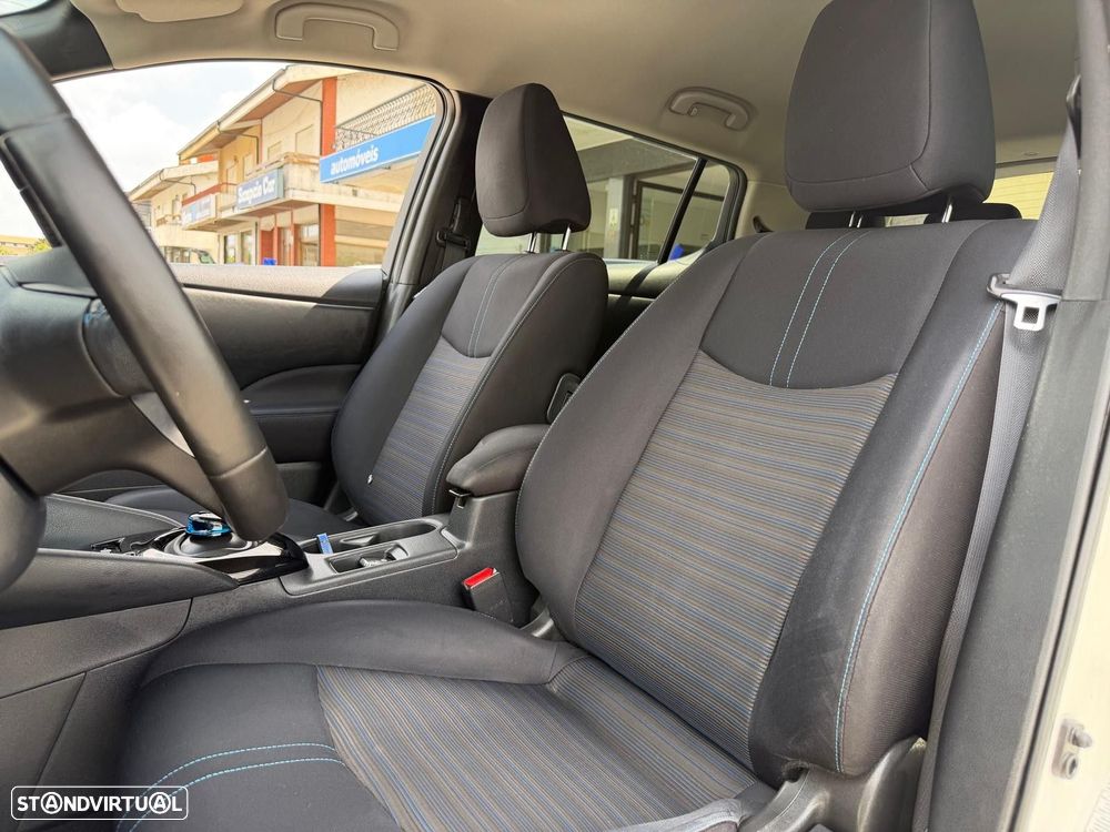 Nissan Leaf N-Connecta Two Tone - 10