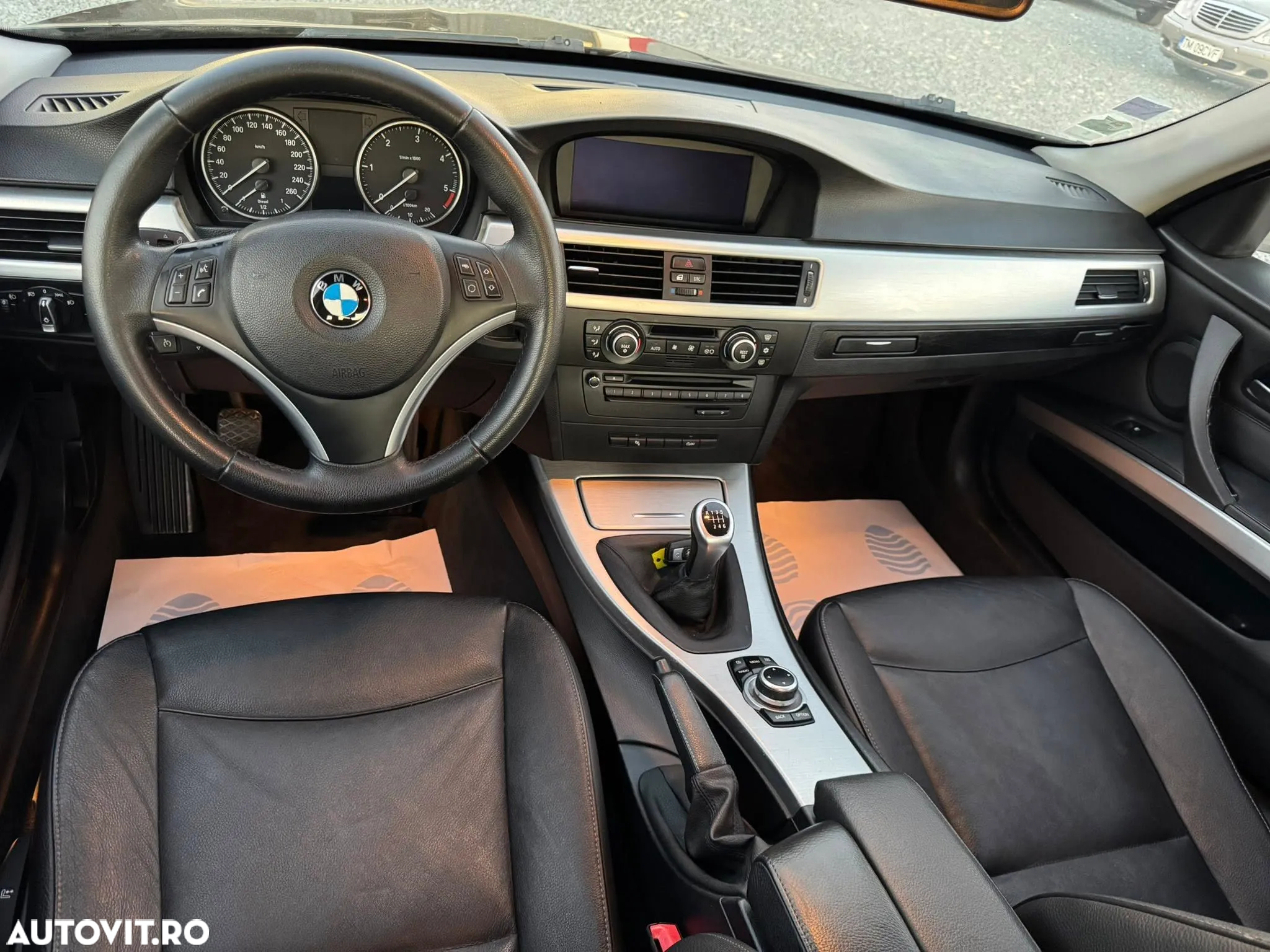 BMW Seria 3 318d Touring Luxury Line - 5