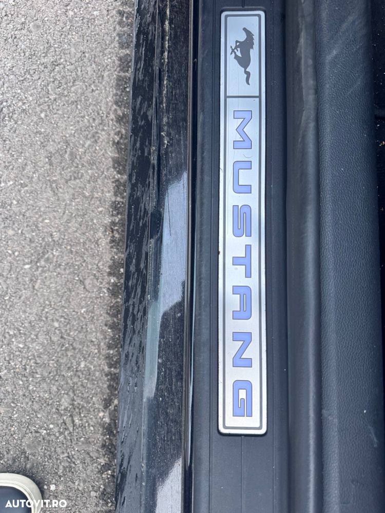 Ford Mustang - 15