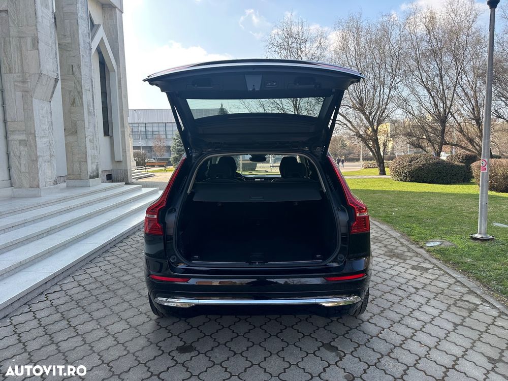 Volvo XC 60 B4 MHEV AT8 FWD Inscription - 31