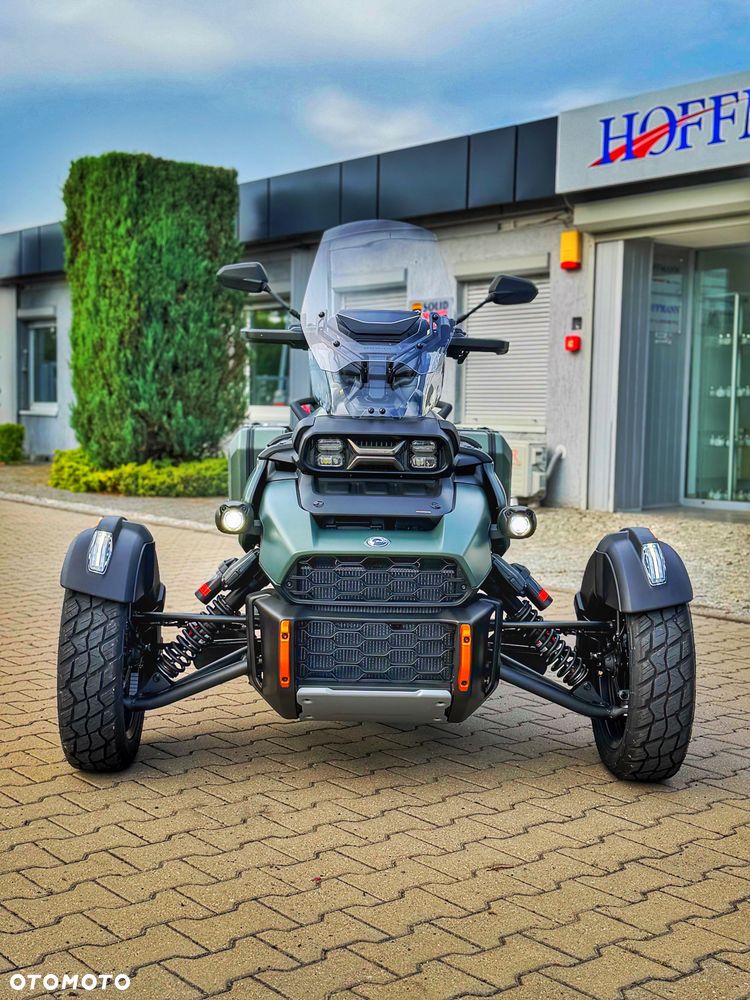 Can-Am Inny - 2