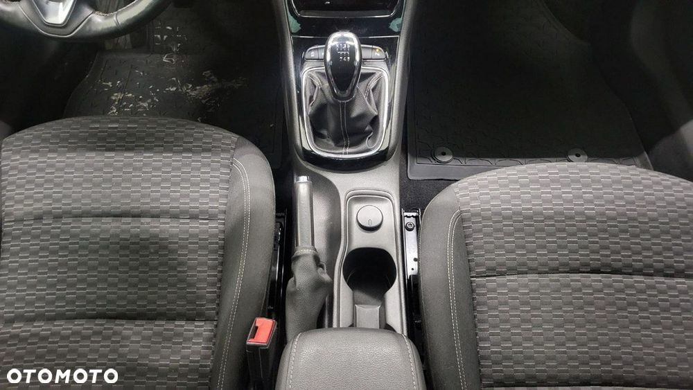 Opel Astra 1.6 CDTI Dynamic S&S - 18