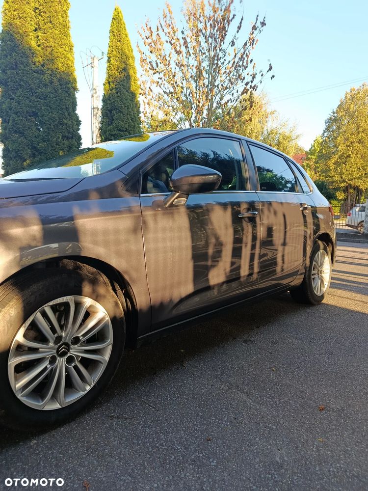 Citroën C4 BlueHDi 120 Stop&Start EAT6 Selection - 3