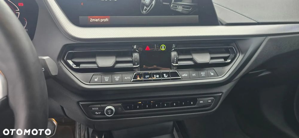 BMW Seria 1 120i Edition Colorvision - 21