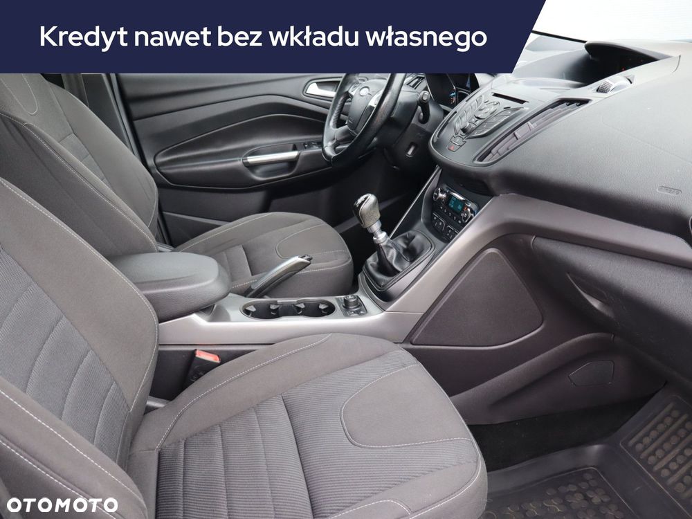 Ford Kuga - 11