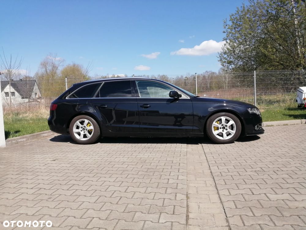 Audi A4 Avant 2.0 TDI Multitronic - 9