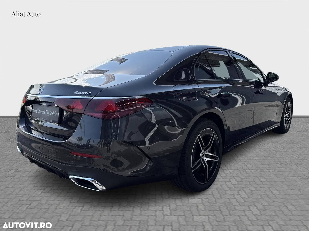 Mercedes-Benz E 300 4MATIC Aut. - 5