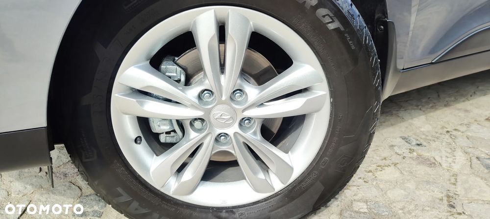 Hyundai ix35 2.0 4WD Automatik Style - 9