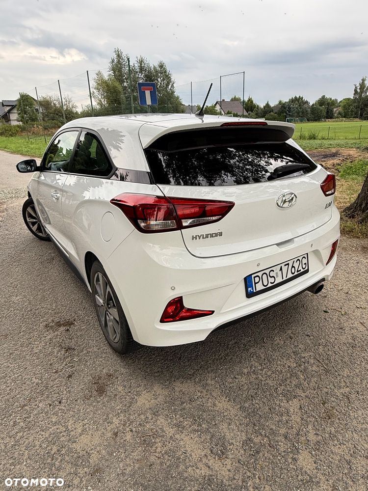 Hyundai i20 1.4 - 8