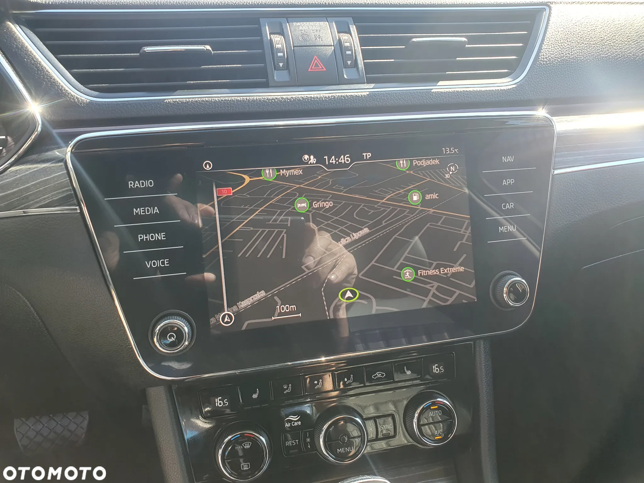 Skoda Superb 2.0 TDI DSG Style - 19