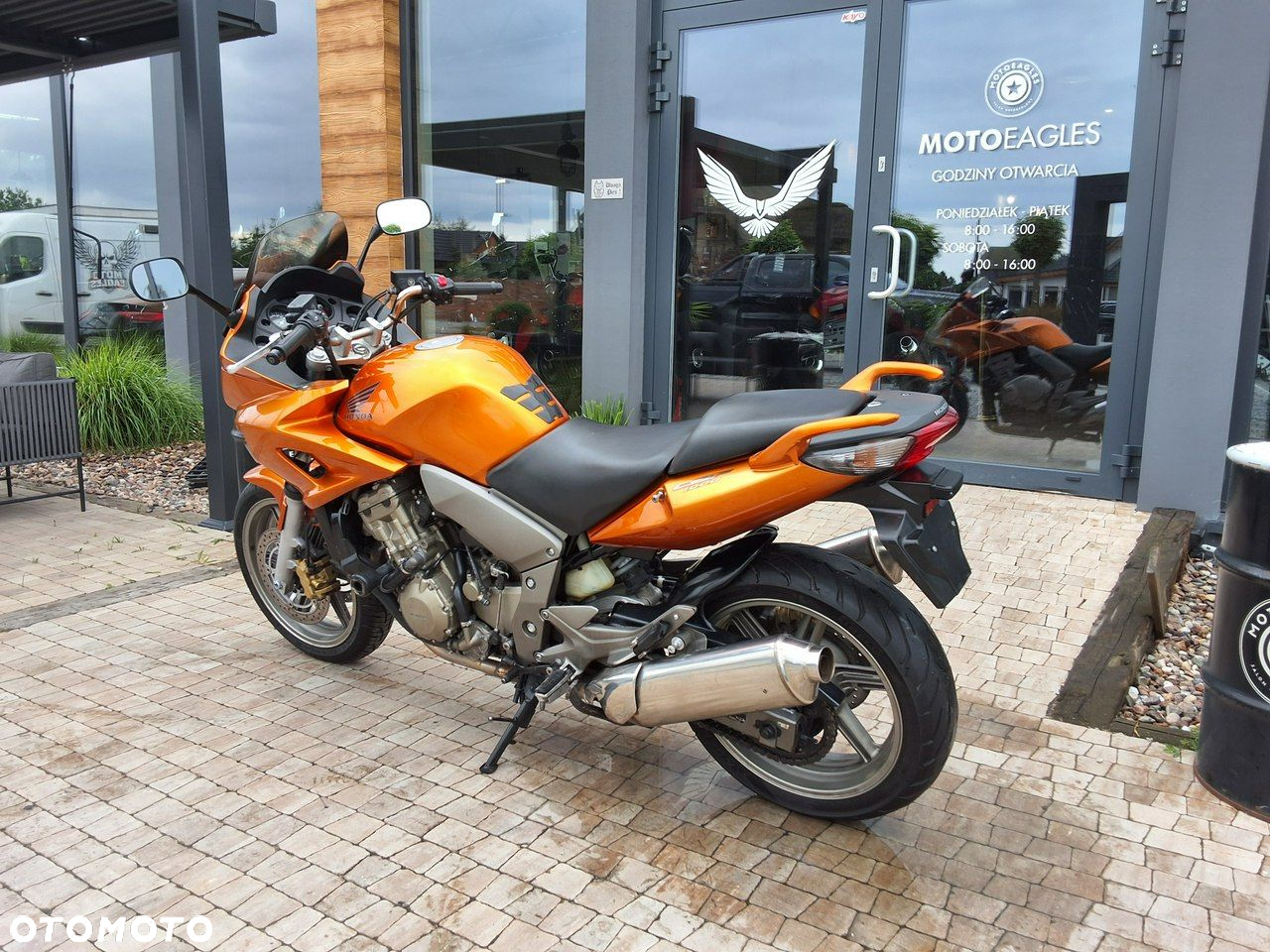 Honda CBF - 8