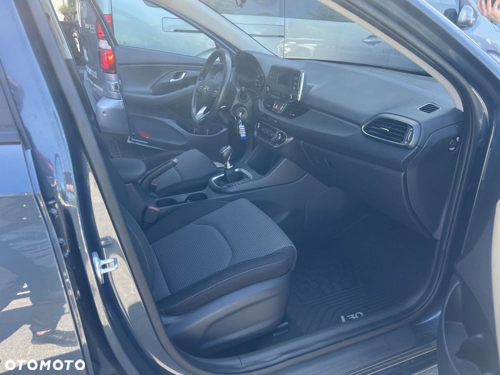 Hyundai i30 1.0 T-GDI Classic + - 18