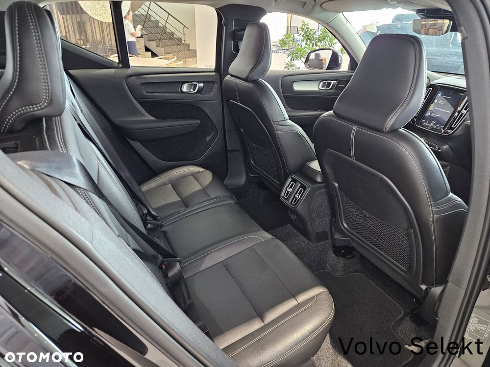 Volvo XC 40 - 26