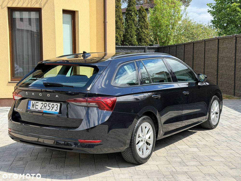 Skoda Octavia 2.0 TDI SCR Ambition DSG - 8