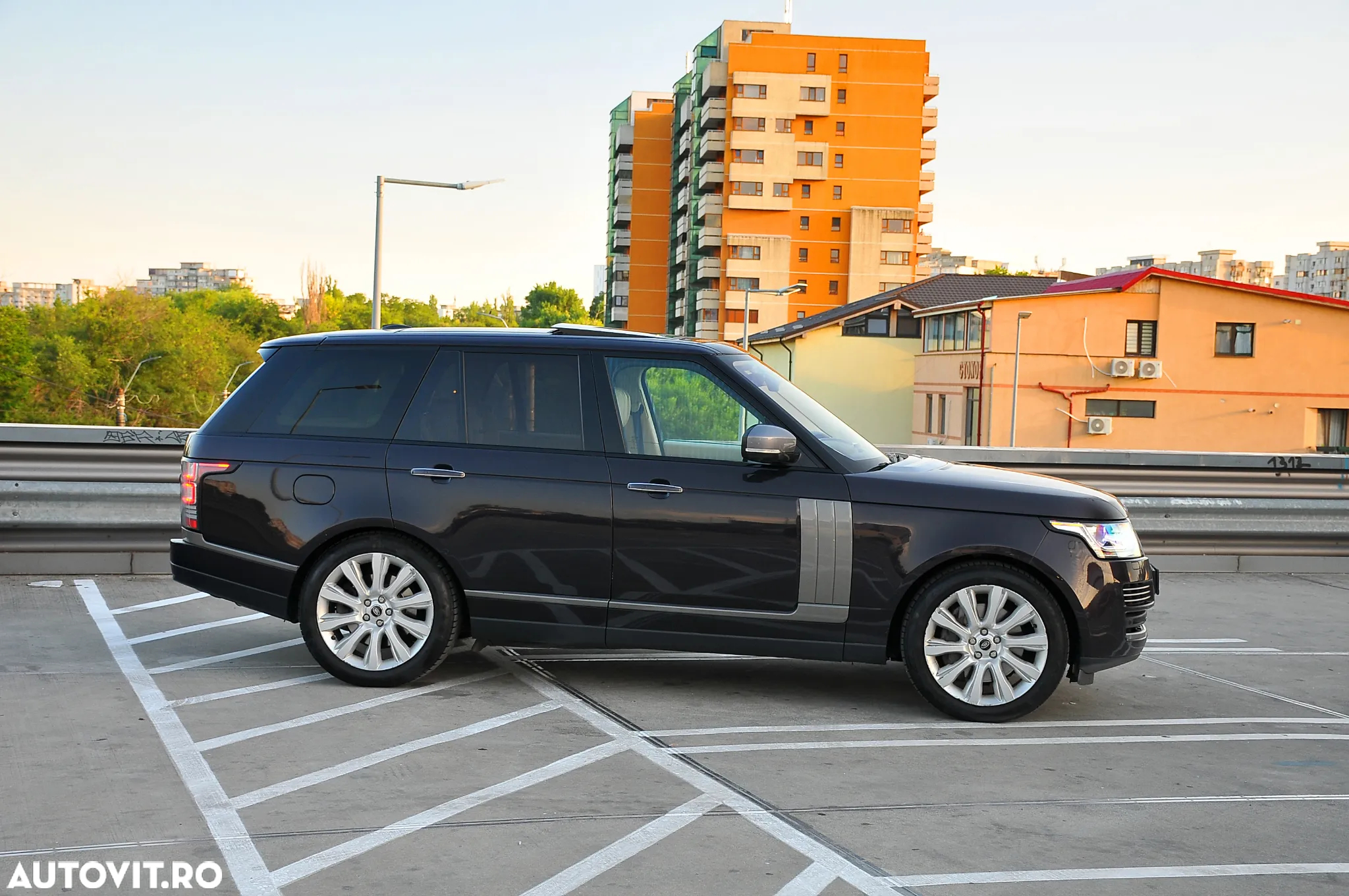 Land Rover Range Rover LWB 5.0 I S/C Autobiography - 15