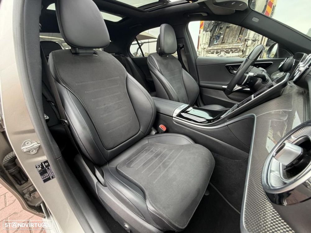 Mercedes-Benz C 300 d AMG Line - 24