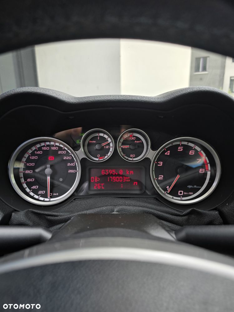 Alfa Romeo Mito - 7