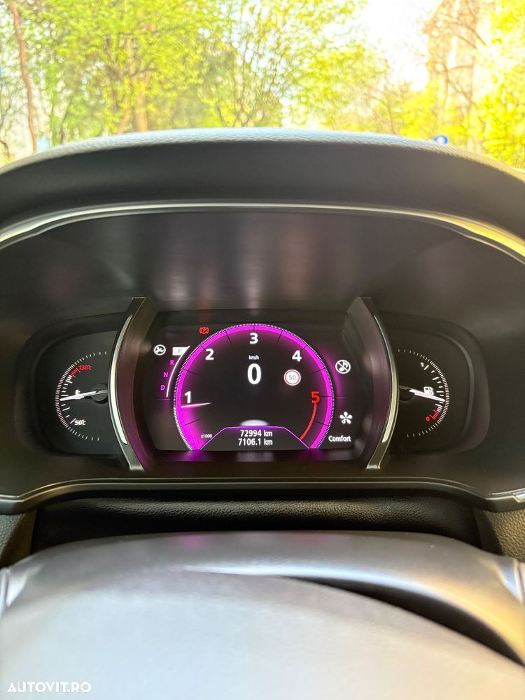 Renault Megane 1.5 dCI EDC Zen - 5