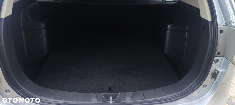 Mitsubishi Outlander 2.0 Intense 4WD CVT - 9