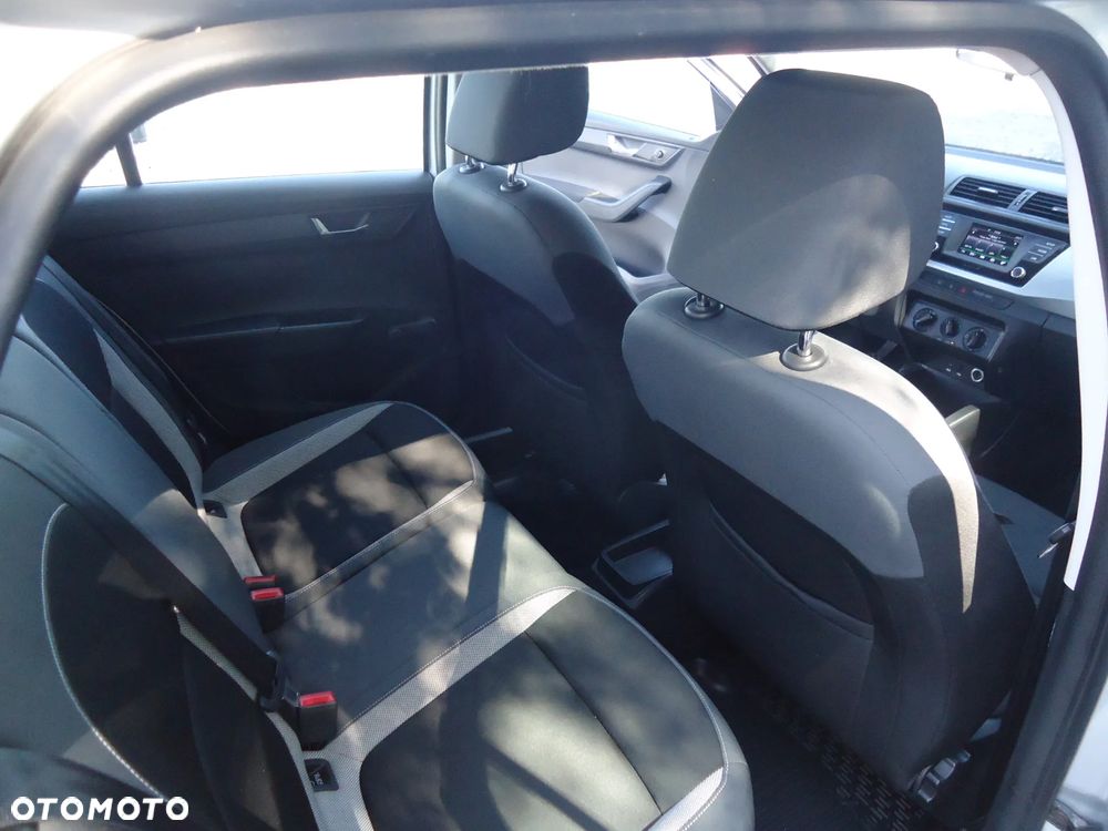 Skoda Fabia - 13