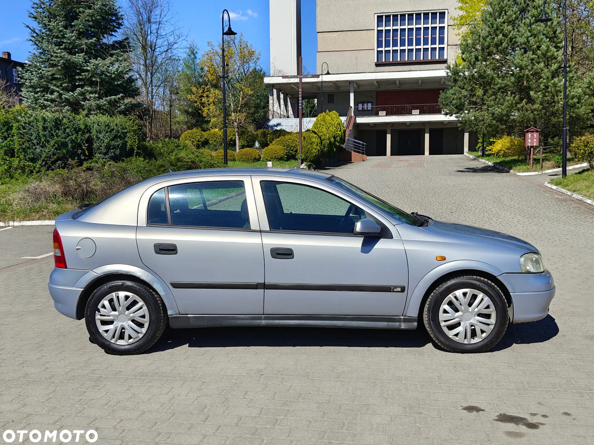 Opel Astra 1.6 Base - 2