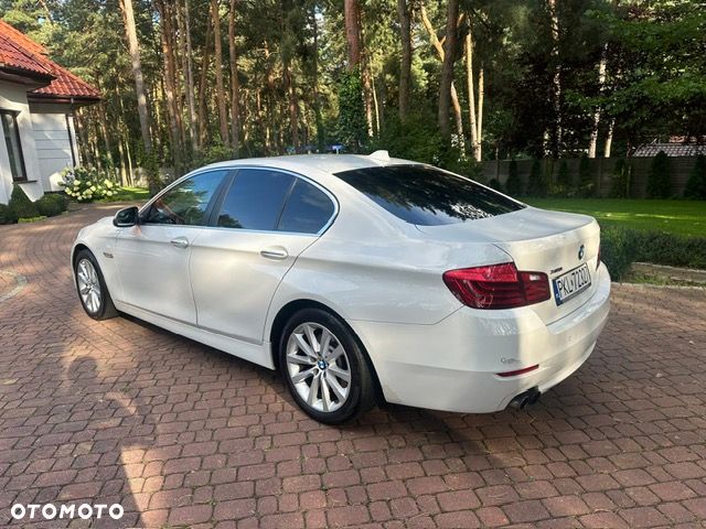 BMW Seria 5 530d xDrive Sport-Aut Modern Line - 13
