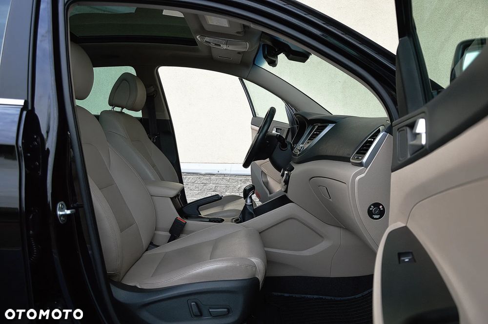 Hyundai Tucson 2.0 CRDI 2WD Style - 11