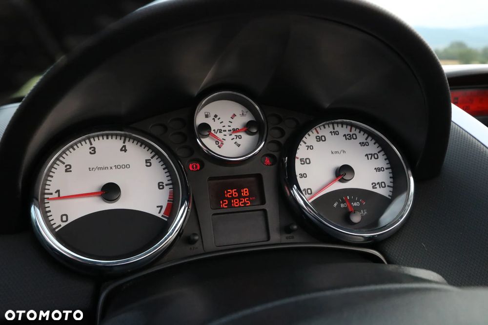 Peugeot 207 CC - 33