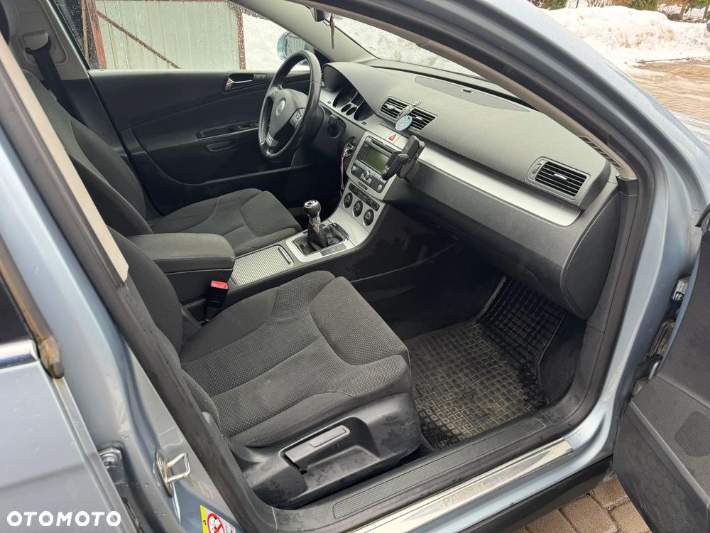 Volkswagen Passat 1.9 TDI Comfortline - 15