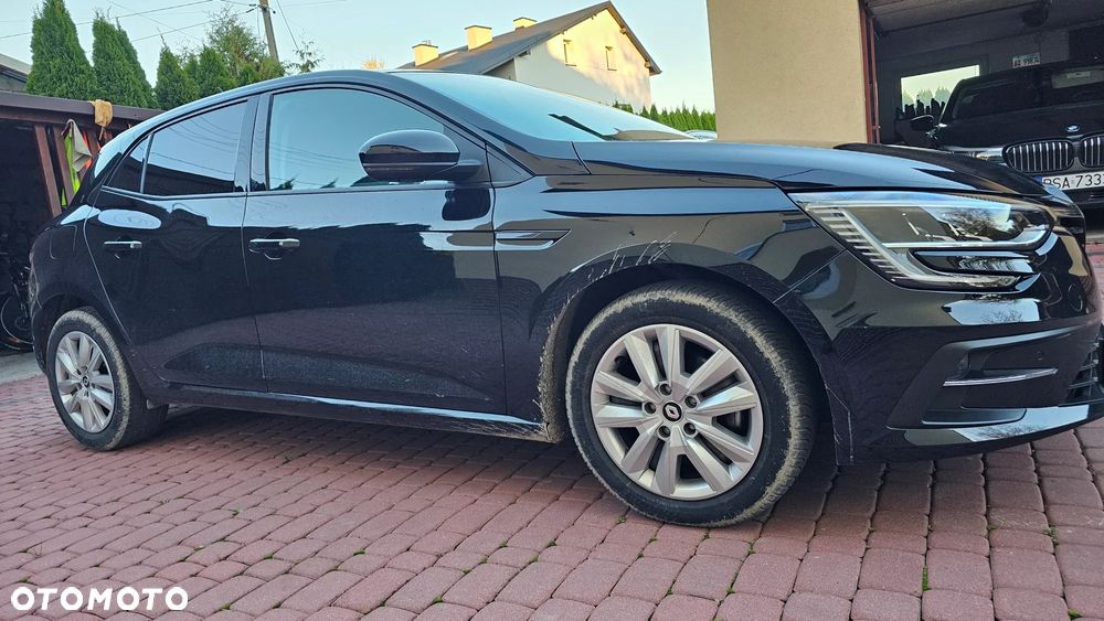 Renault Megane TCe 115 GPF ZEN - 21