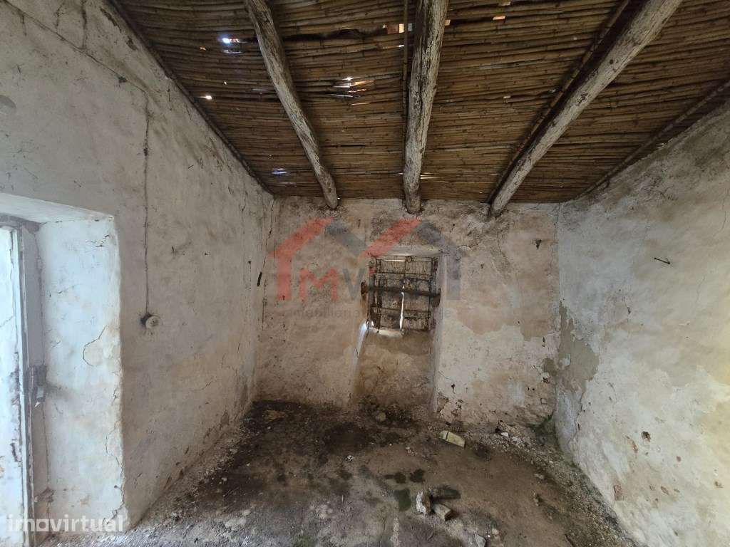 Ruína para reconstrução na Nave do Barão - Loulé - Grande imagem: 5/15