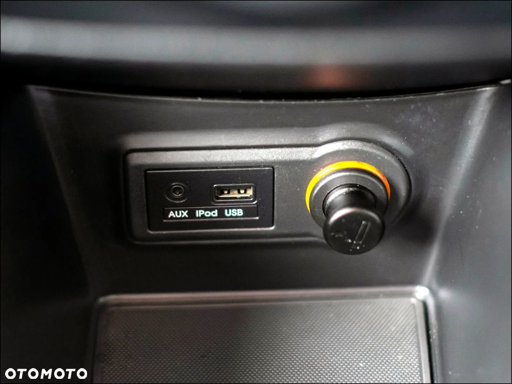 Kia Venga - 26