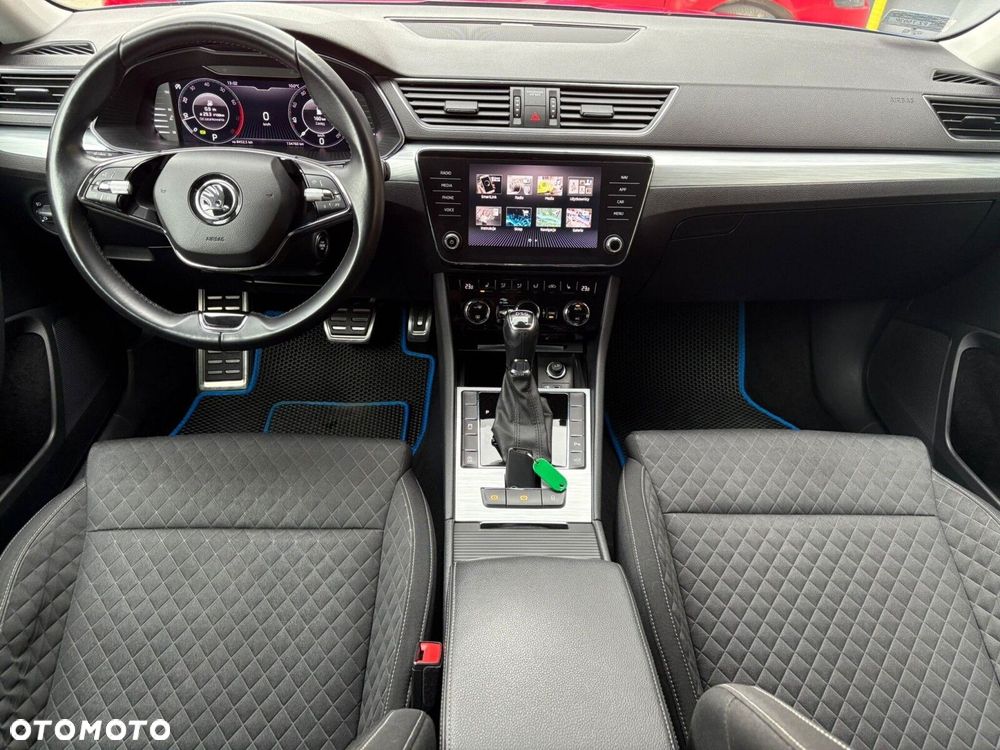 Skoda Superb 2.0 TSI Ambition DSG - 6