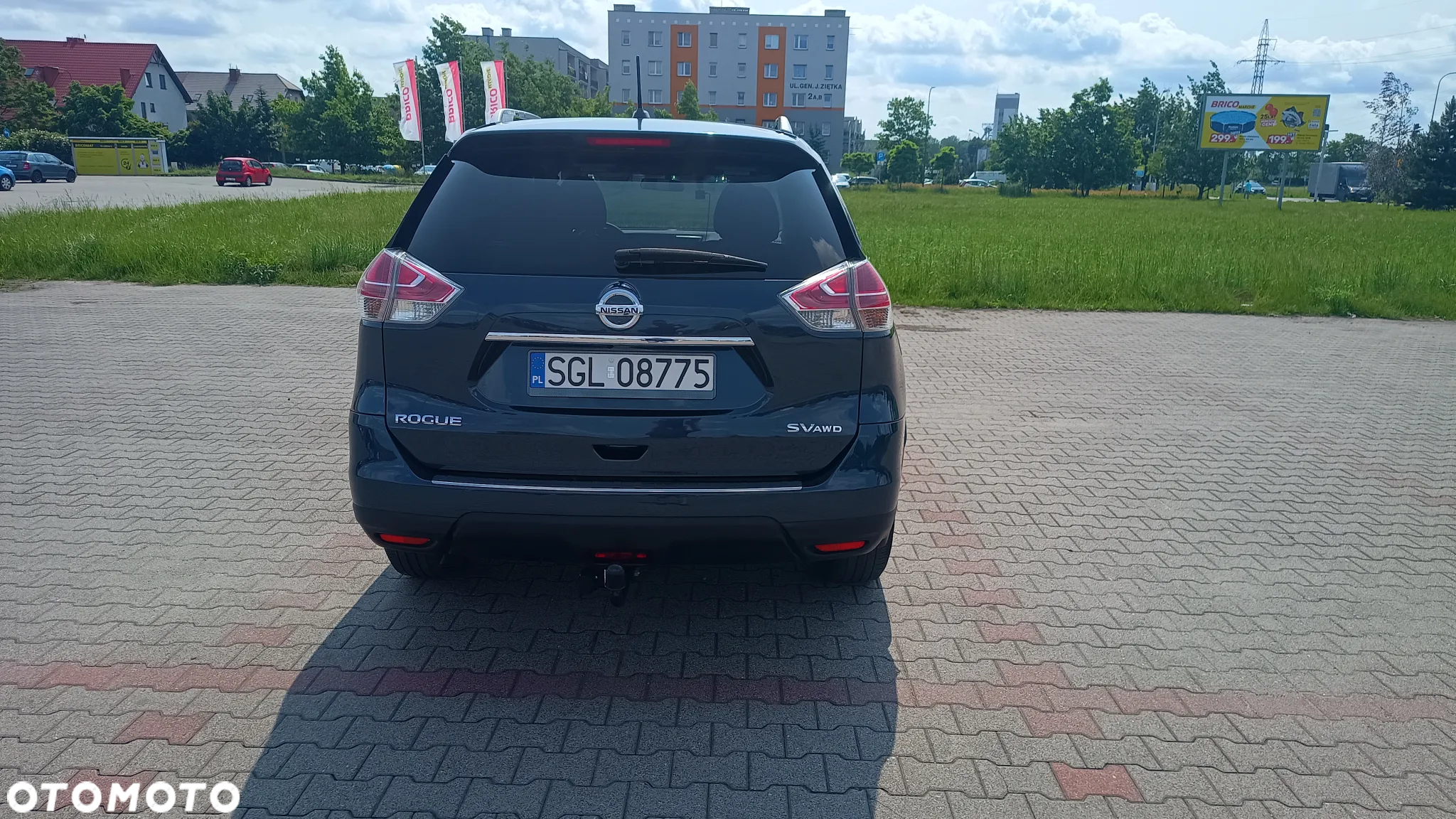 Nissan Rogue - 5