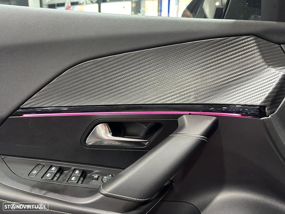 Peugeot e-2008 50 kWh GT - 50