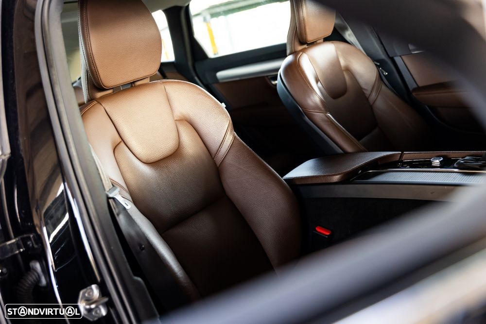 Volvo V90 D4 AWD Geartronic - 22