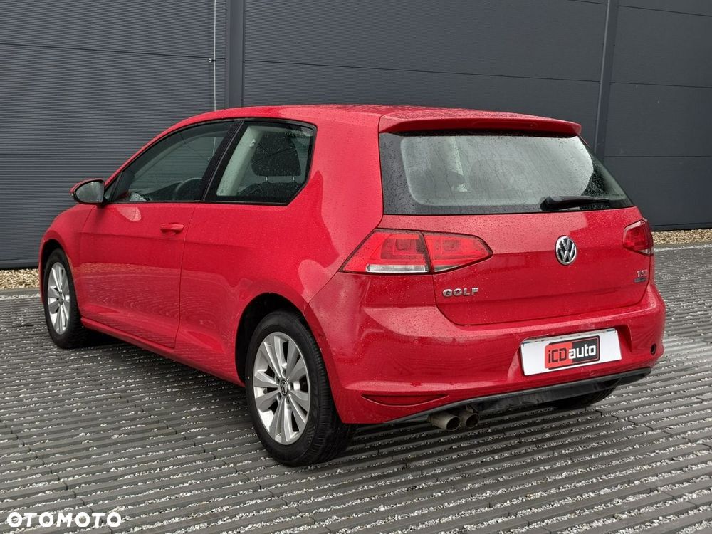Volkswagen Golf - 5