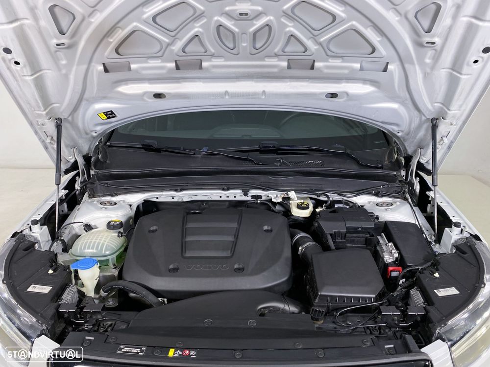 Volvo XC 40 1.5 T3 R-Design Geartronic - 23
