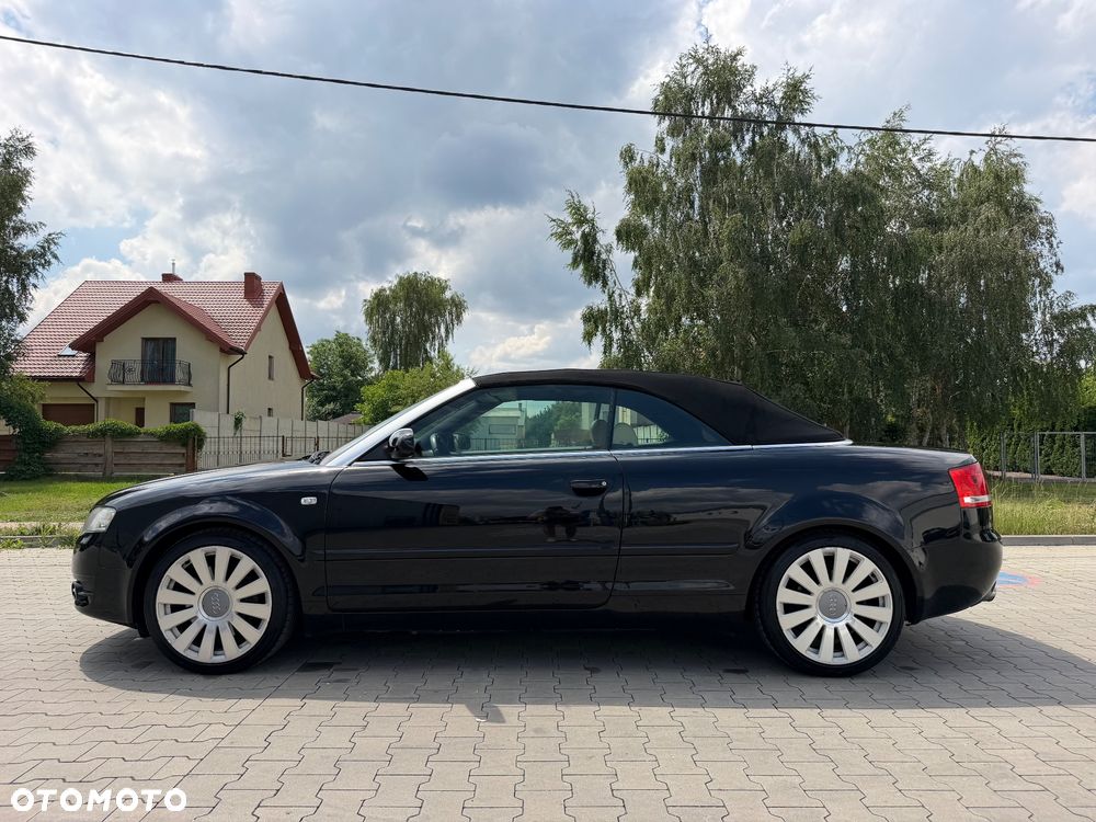 Audi A4 Cabrio 3.2 FSI Multitronic - 12