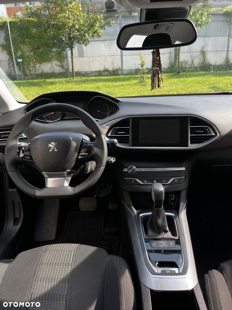Peugeot 308 - 9